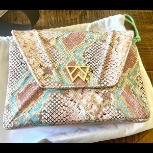 Brand new never used Kelly Wynn purse.